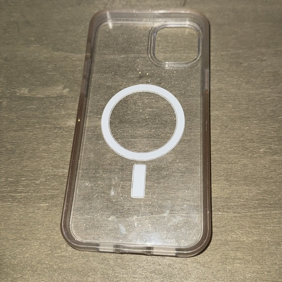 Otterbox iPhone case - Picture 2 of 4